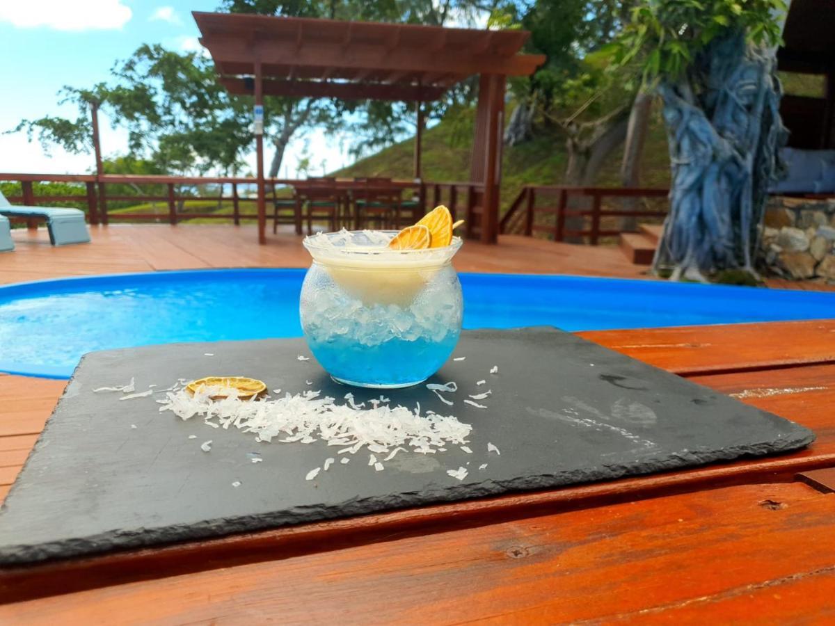 Hotel And Dive Center Roatan Yacht Club French Harbour Exteriör bild