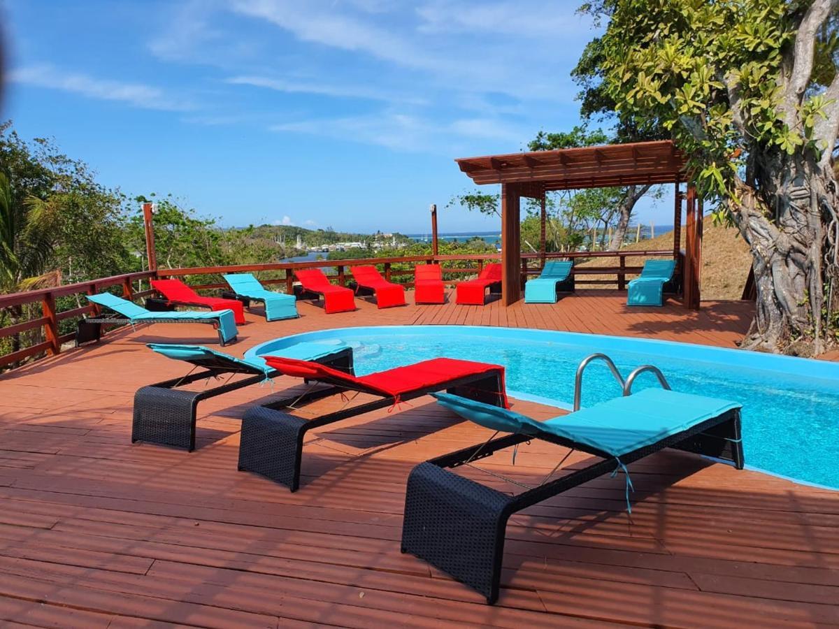 Hotel And Dive Center Roatan Yacht Club French Harbour Exteriör bild